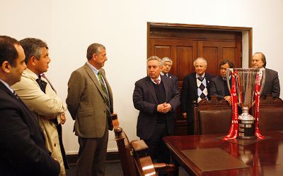 Visita azul en Casa Central