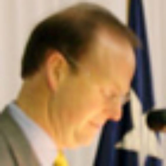 Embajador de Estados Unidos, Paul E. Simons.