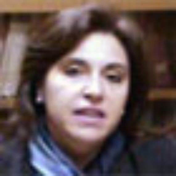 Ana Lya Uriarte 