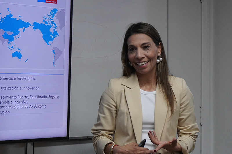 Expositora APEC